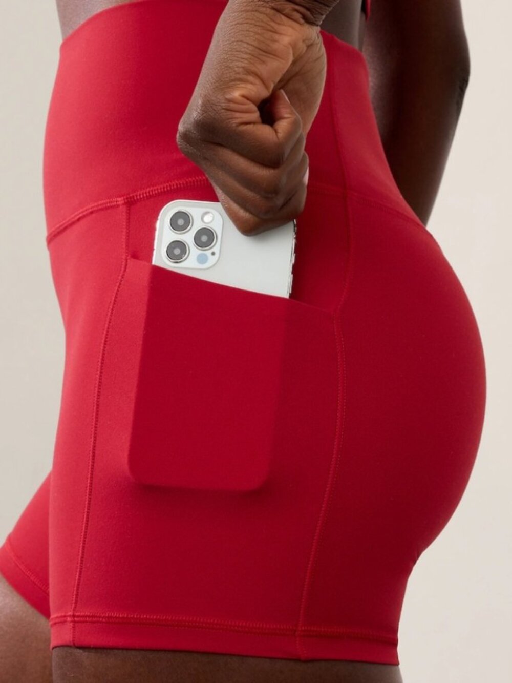 Athleta Salutation Stash High Rise 5" Short - Red, Size L